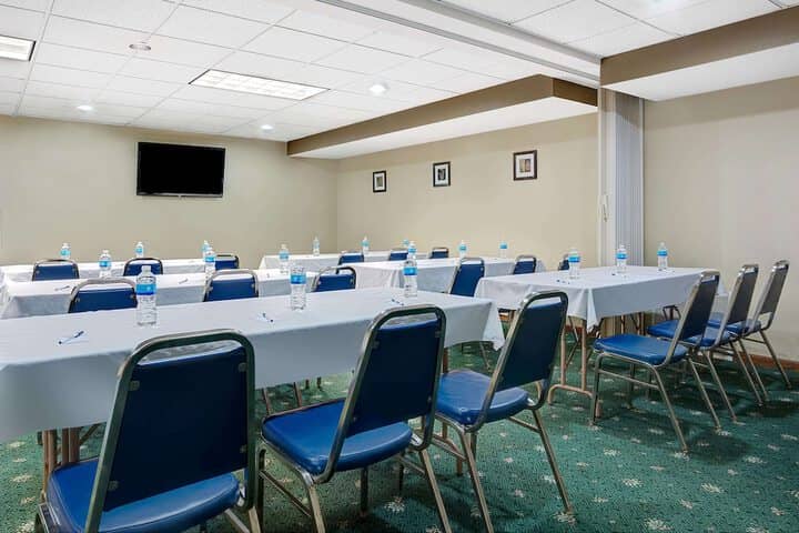 Meeting facility